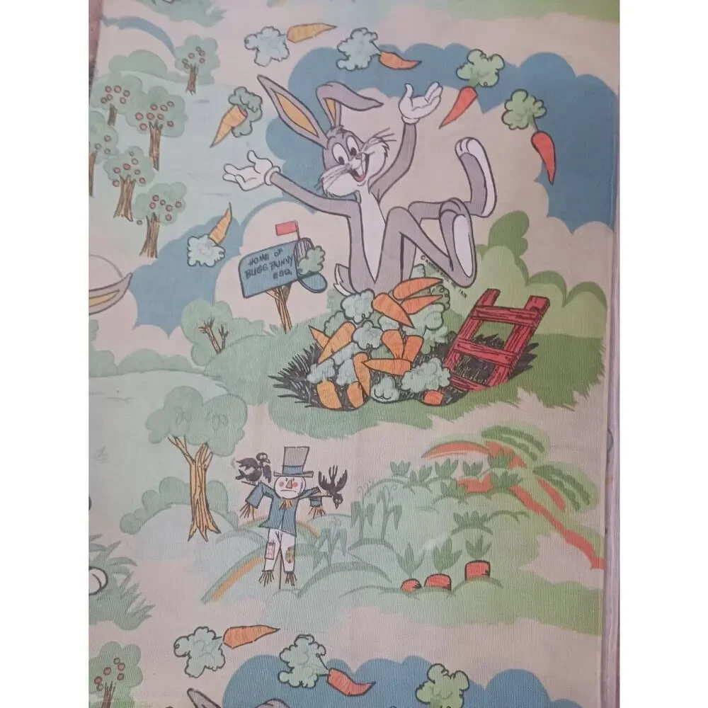 Real authentic 1976 Warner Brothers bugs bunny curtains repeated pattern RARE 63